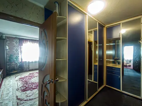 квартира за адресою Червоної калини, 65