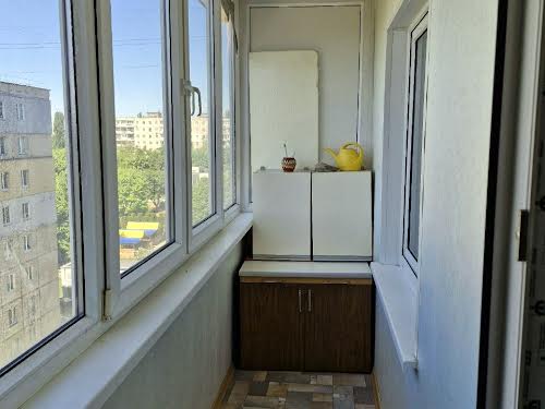 квартира за адресою Академіка Булаховського вул., 30а