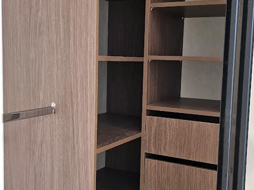 квартира за адресою Салютна вул., 2