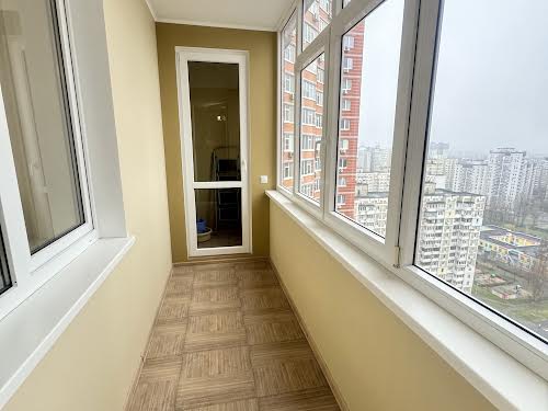 квартира по адресу Ревуцкого ул., 9