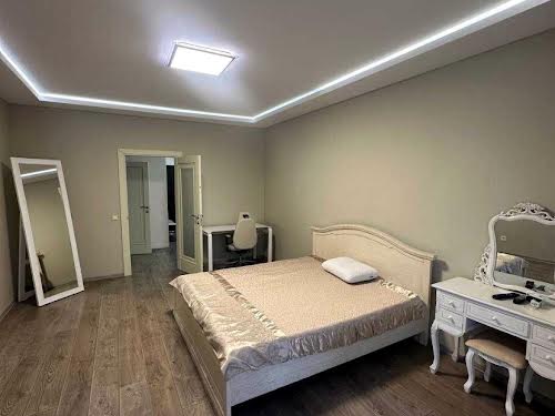 квартира за адресою Драгоманова вул., 2