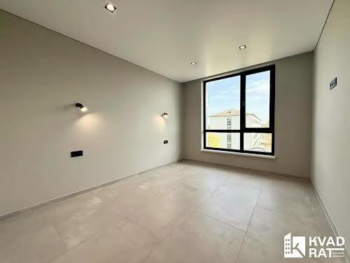 квартира за адресою Флотська вул., 10б
