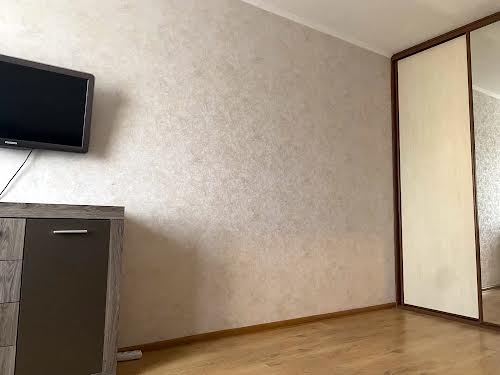 квартира за адресою Милославська вул., 12