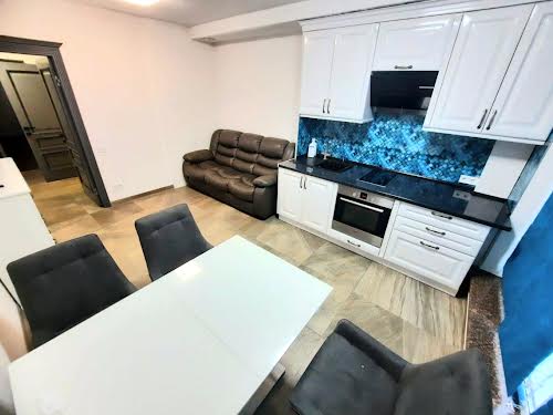 квартира за адресою Метрологічна вул., 52