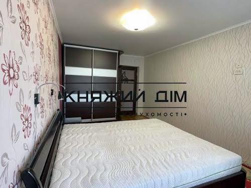 квартира за адресою Чеська вул., 4