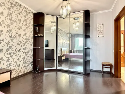 квартира по адресу Оноре де Бальзака ул., 83/2