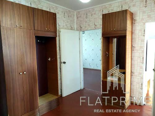 квартира за адресою Анни Ахматової вул., 25