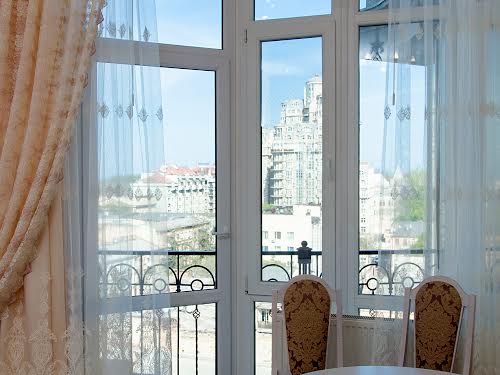 квартира по адресу жуковского, 9