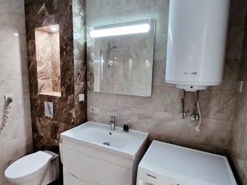квартира по адресу Драгоманова ул., 10