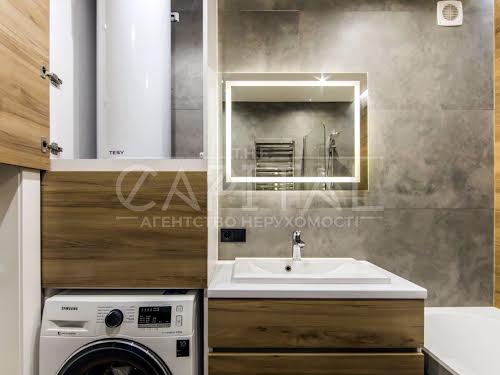 квартира за адресою Антоновича вул., 74
