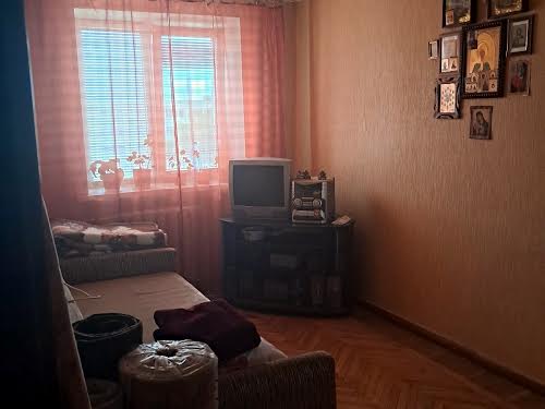 квартира за адресою Героїв Майдану вул. (Театральна), 46