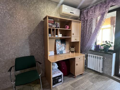 квартира за адресою Кривий Ріг, Олександра Васякіна вул., 17