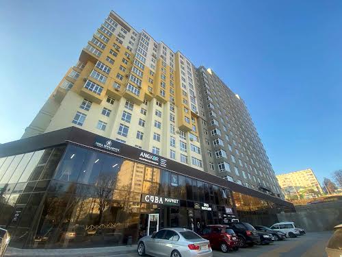 квартира за адресою Свободи вул., 12