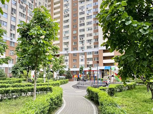 комерційна за адресою Симона Петлюри вул. (Черняховського), 21-В