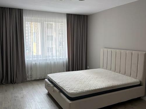 квартира за адресою Олександра Довженка вул., 23а