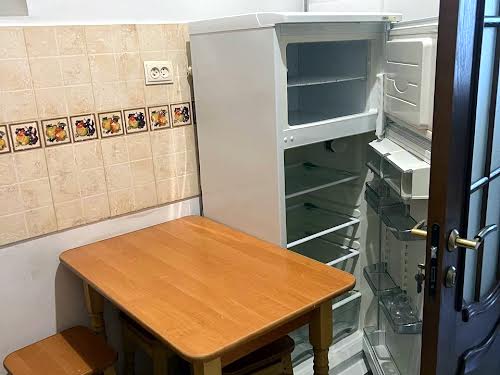 квартира за адресою Дорошенка вул., 29
