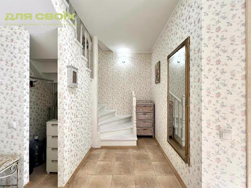 квартира по адресу Комарова, 38