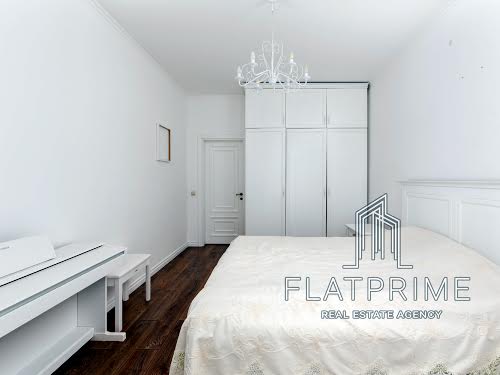 квартира за адресою Дегтярна вул., 7