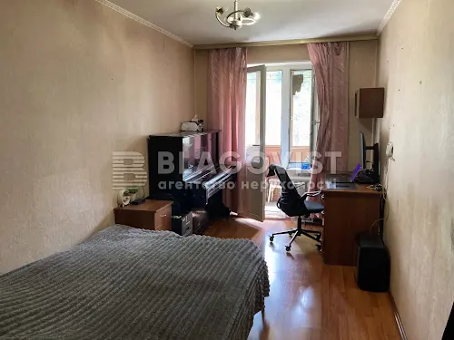 квартира за адресою Леся Курбаса просп., 18