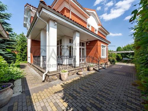 дом по адресу Рассветная ул., 38
