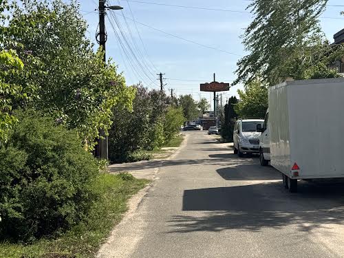 коммерческая по адресу Меліораторів, 10
