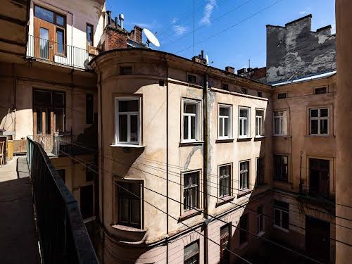квартира за адресою Гетьмана Петра Дорошенка вул. (), 17