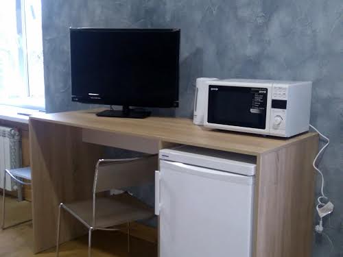 комерційна за адресою Руставелі вул., 31