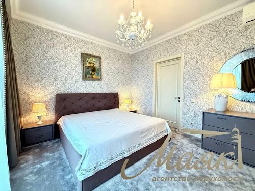 квартира за адресою Буслівська вул., 12