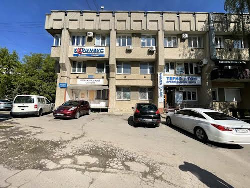 комерційна за адресою Б. Лепкого вул., 14