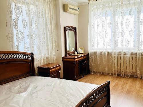 квартира по адресу Вячеслава Черновола ул., 20