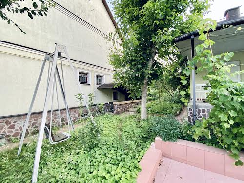 будинок за адресою с. Великі Дмитровичі, Київська