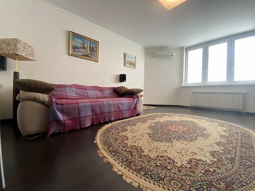 квартира за адресою Олени Пчілки вул., 5