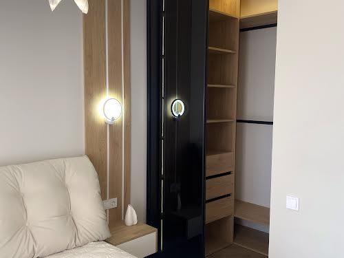 квартира за адресою Краснова вул., 61