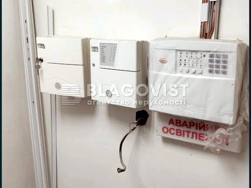 коммерческая по адресу Лютеранская ул., 4