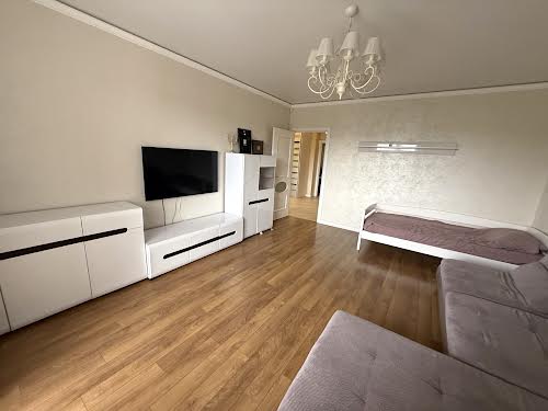 квартира за адресою Варшавська вул., 136