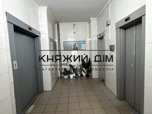 квартира за адресою Миколи Бажана просп., 12