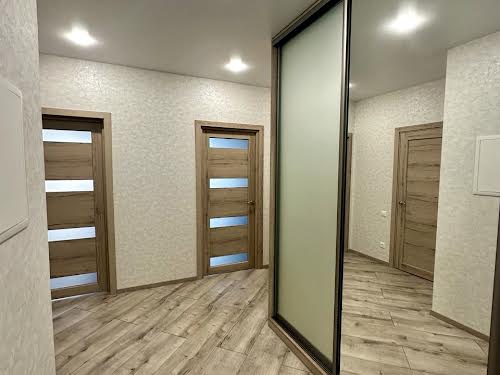 квартира за адресою Ревуцького вул., 40-Г