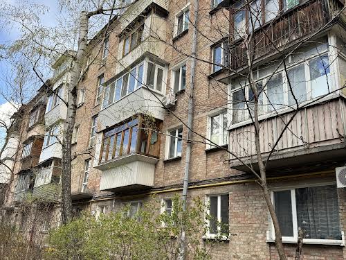 квартира по адресу Салютная ул., 9