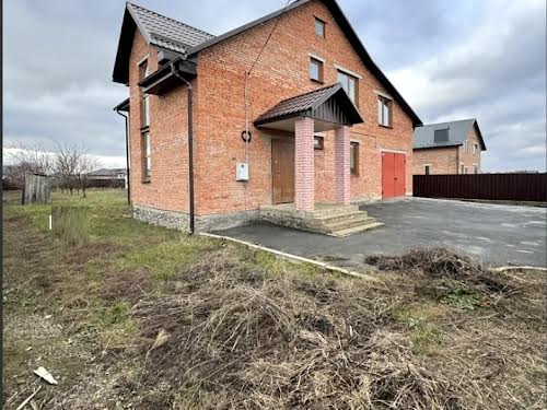 будинок за адресою івасюка