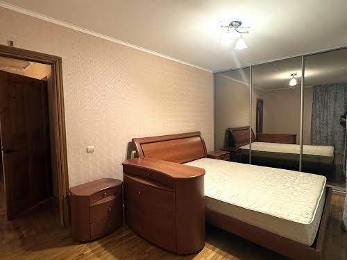 будинок за адресою Петропавлівська вул., 111/1