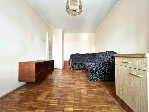 квартира за адресою Михайла Максимовича вул., 3