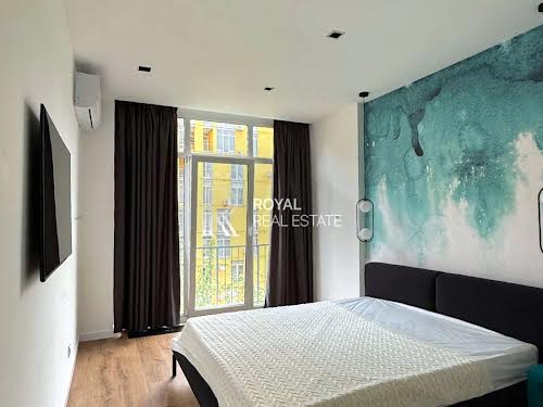 квартира за адресою Регенераторна вул., 4