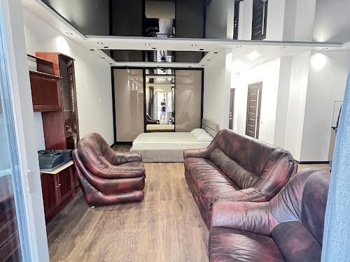квартира за адресою Перлинна вул., 8