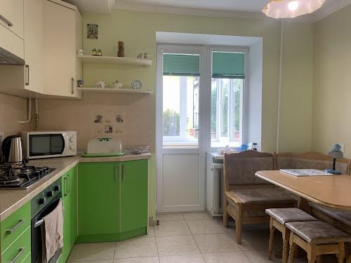 квартира за адресою Багряного Івана вул., 53