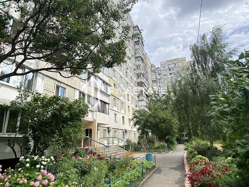 квартира по адресу Киев, Ревуцкого ул., 7а