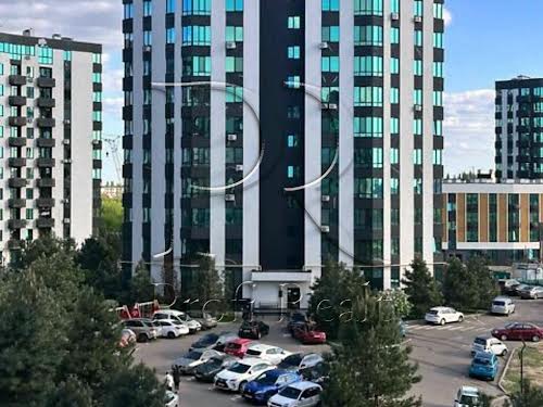 квартира за адресою Героїв Небесної Сотні просп., 18/8