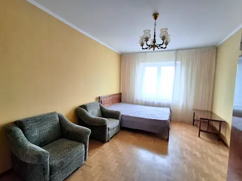 квартира за адресою Милославська вул., 32/51а
