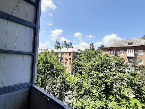 квартира за адресою Джона Маккейна вул. (Івана Кудрі), 36