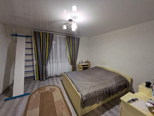 будинок за адресою с. Руське Поле, Лазівська, 83