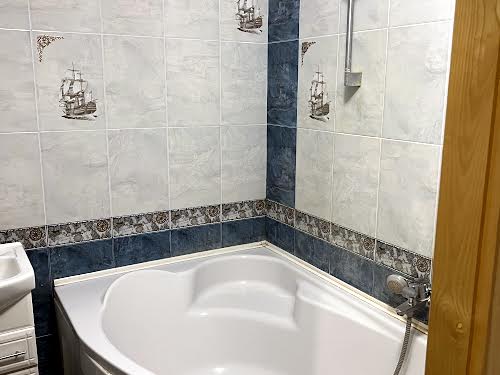 квартира за адресою Грушевського вул., 25